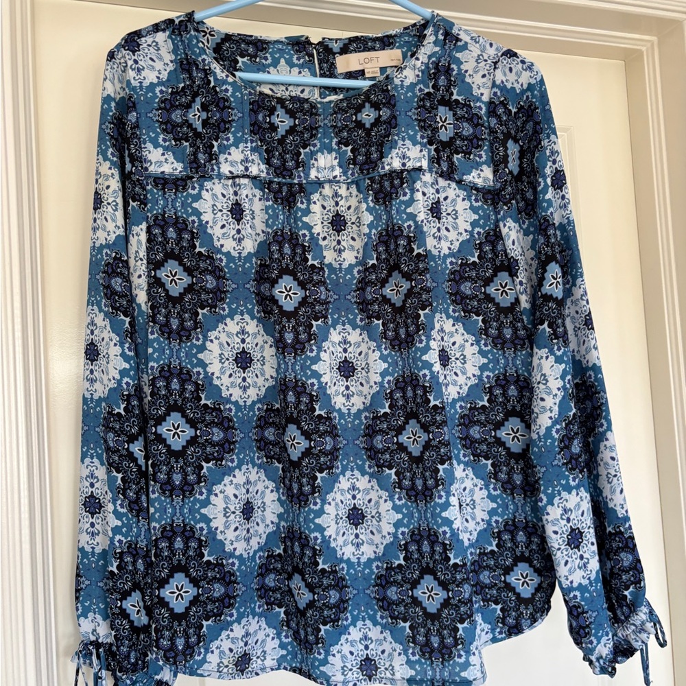 LOFT Blue Patterned Long-Sleeve Blouse